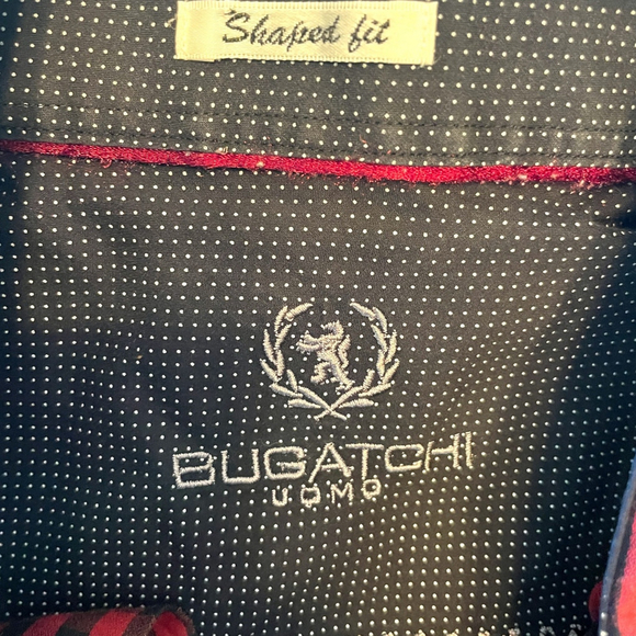 🦜 Bugatchi Uomo Shirt Mens MEDIUM Shaped Fit 100% Cotton Plaid Red Black - Picture 6 of 9